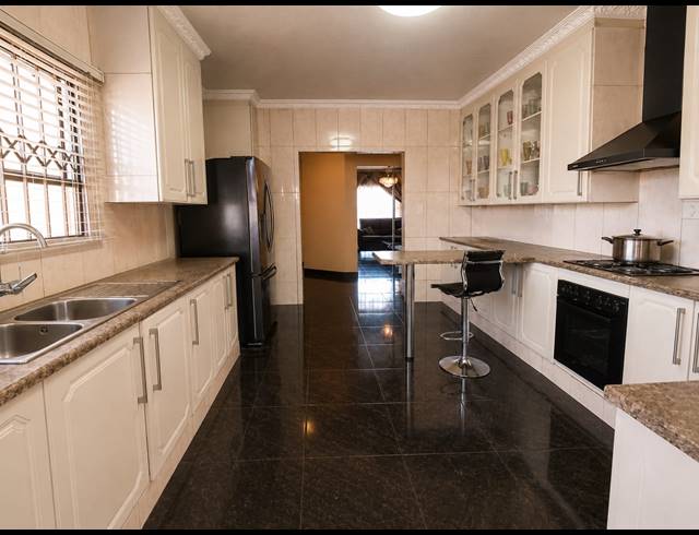 3 BEDROOM HOUSE FOR SALE IN KOOKRUS
